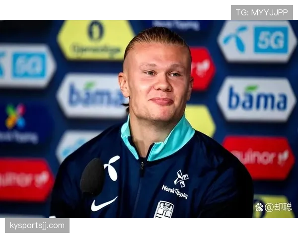 哈兰德在路边小店结账，收银员看到账单愣住了，店里都安静了